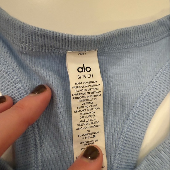 LIKE NEW- Alo Aspire Tank in Seashell Blue (S) - Picture 6 of 8